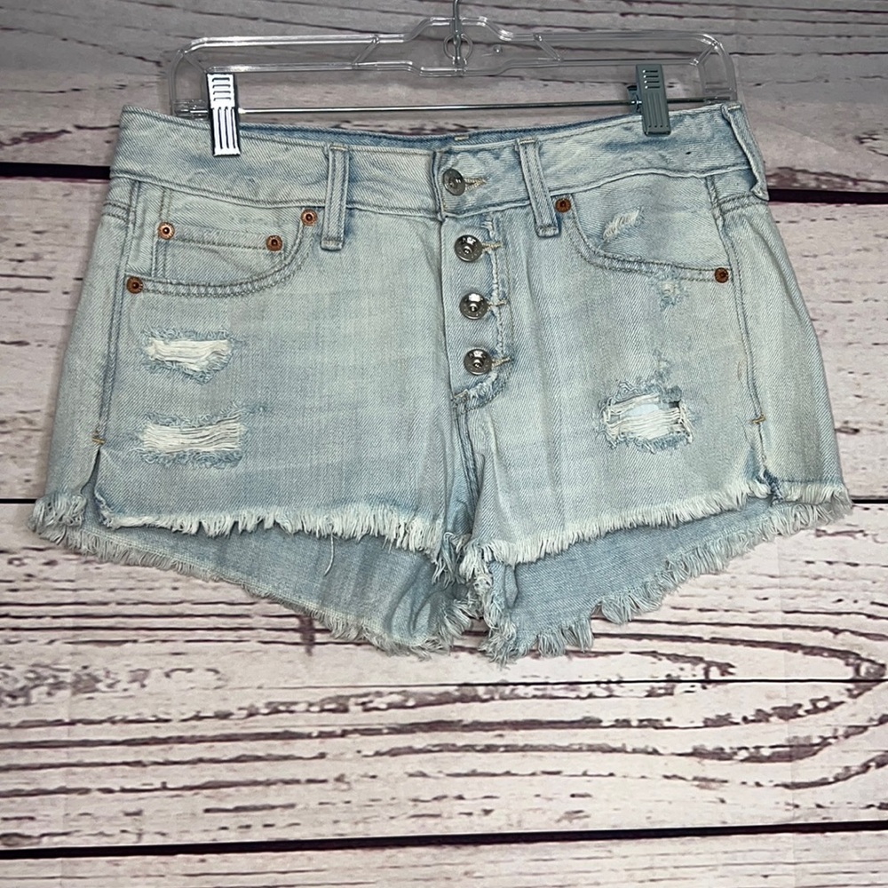 Abercrombie & Fitch raw hem shorts